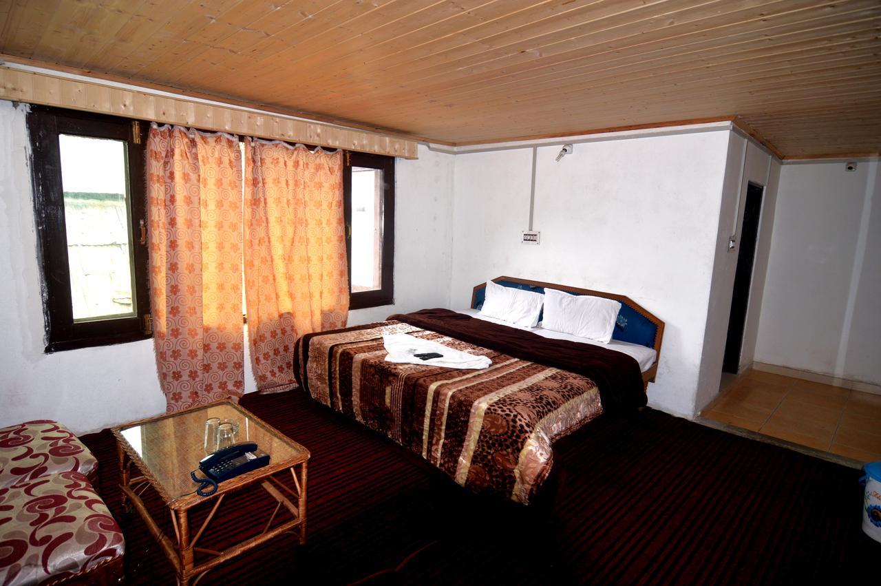 Kashmir House Hotel ปาฮาลกัม ภายนอก รูปภาพ