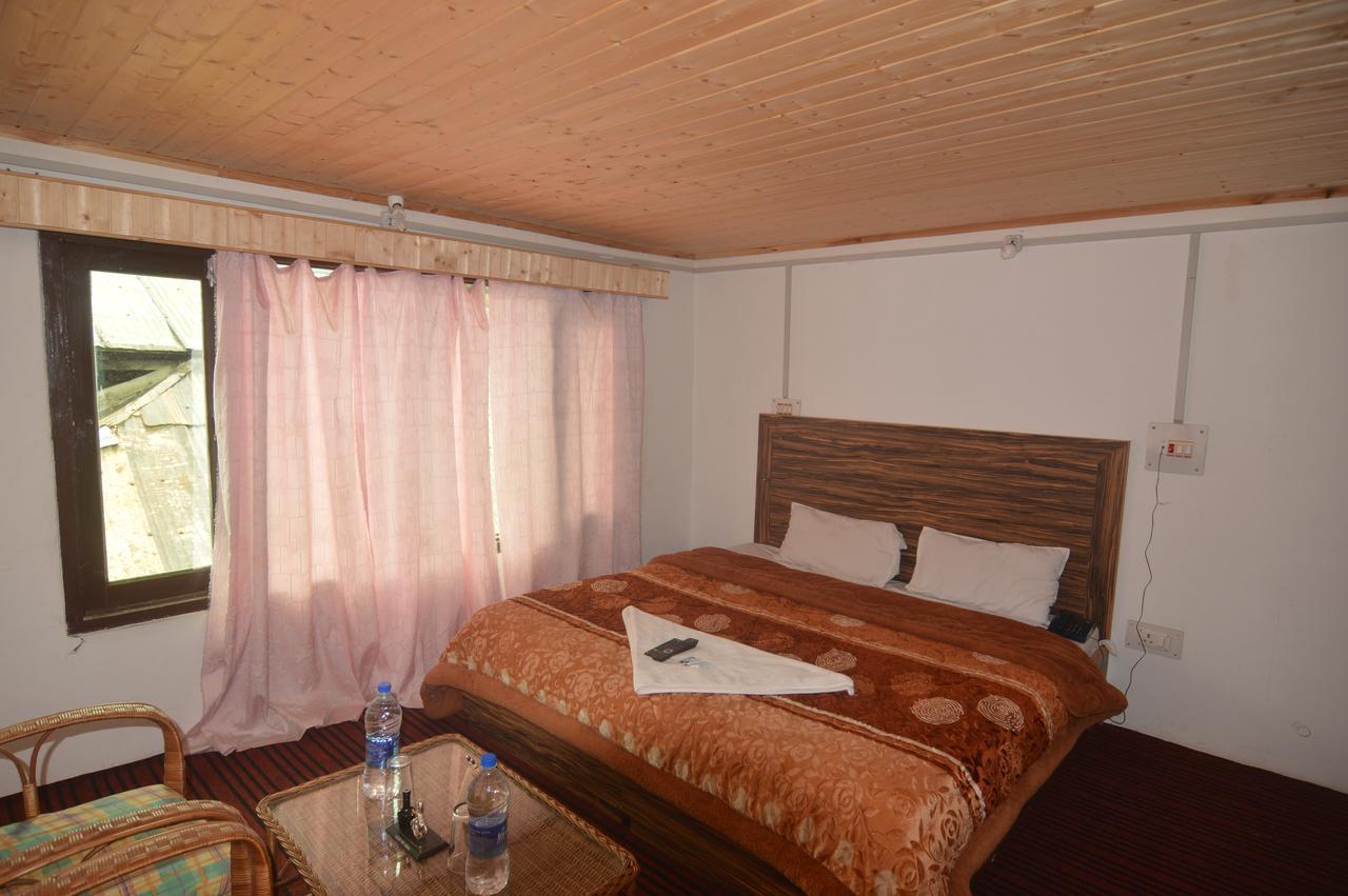 Kashmir House Hotel ปาฮาลกัม ภายนอก รูปภาพ